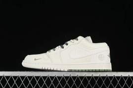 Picture of Air Jordan 1 LOW _SKUfw18028353668381642fw